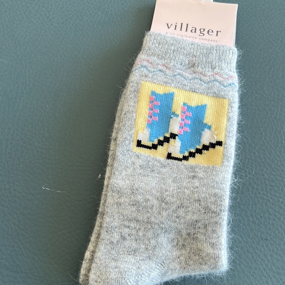 Grey Heather “Skater” socks - Picture 3 of 3